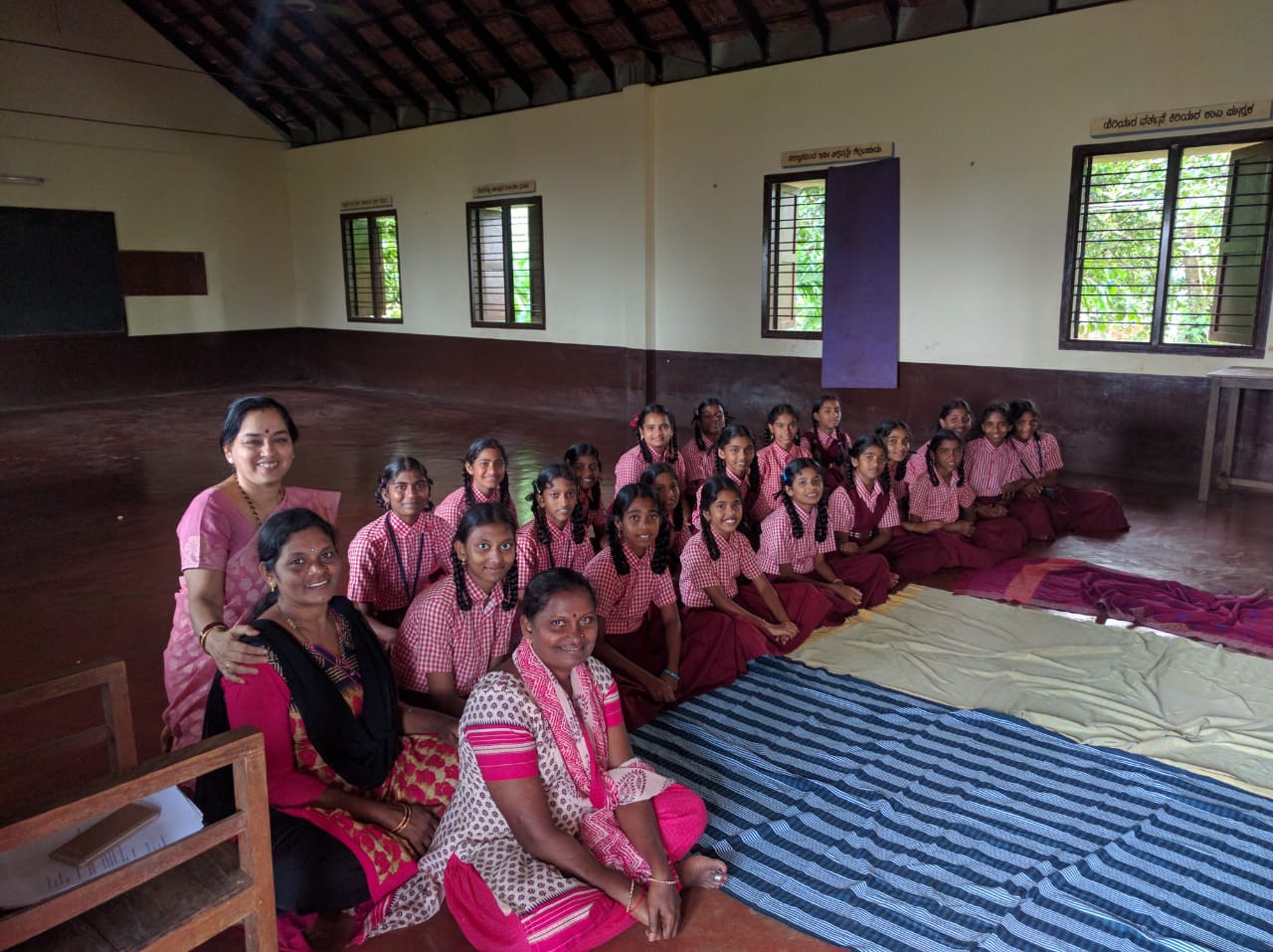 Participants in the Pavitra menstruation awareness programme